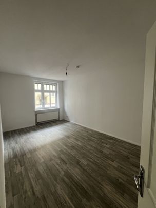Helle 3-Zimmer-Wohnung im Erdgeschoss - Photo 1