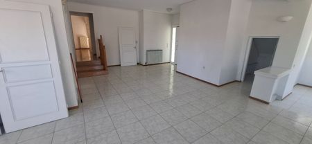 Διαμέρισμα για ενοικίαση Κέντρο (Διόνυσος) - Φωτογραφία 3