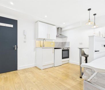 Studio to rent - Photo 4