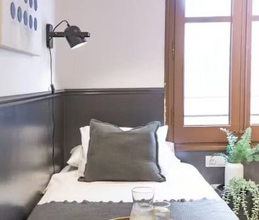 Carrer de lEscorial, Barcelona, Catalonia 08024 - Photo 5