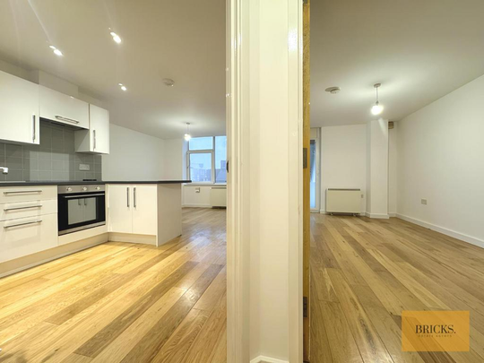 1 bedroom flat to rent - Photo 1