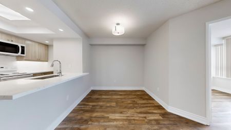 For Lease - 5 Greystone Walk Drive Unit# 1511, Toronto, Ontario - Photo 4