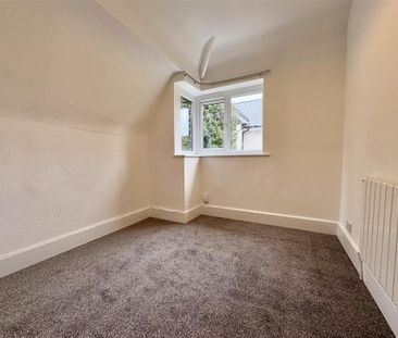 4 bedroom detached house to rent - Photo 5