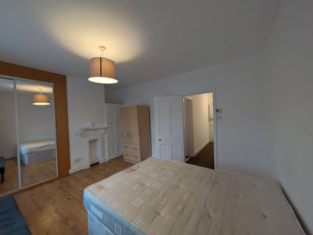 1 Bed Flat, Waltheof Avenue, N17 - Photo 2