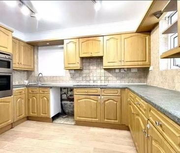 5 bedroom semi-detached house to rent - Photo 1