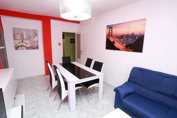 Carrer de Polo y Peyrolón, Valencia, Valencian Community 46021 - Photo 1