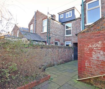 2 bedroom terraced house to rent - Photo 1