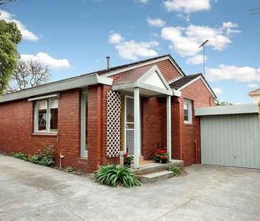 2/1 McKinnon Road, Mckinnon - Photo 2