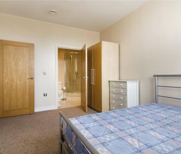 2 bedroom flat to rent - Photo 5