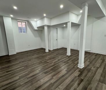 Property For Lease | W9030135 - Photo 5