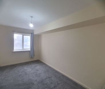 St Cecilias, Okement Drive, Wolverhampton - Photo 3