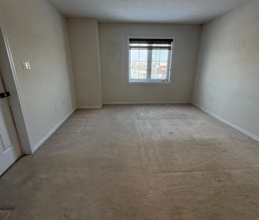 122 GOLDEN SPRING DRIVE - Photo 4