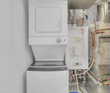 For Lease - 107 Appletree Lane, Barrie, Ontario - Photo 2