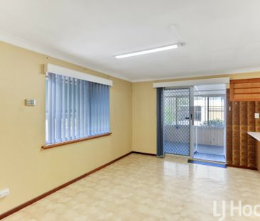 Comfortable Coastal Living Close to the Estuary - Photo 4