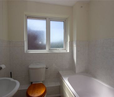 Juniper Way, - Photo 3