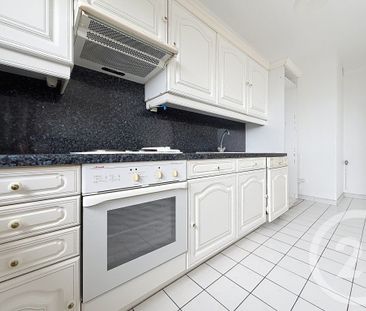 Location Appartement 2 pièces 43m² TROYES 10000 - Photo 4