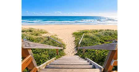 3 Bedroom Apartment with Spectacular Ocean Views - Photo 5