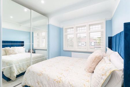 4 bedroom detached house to rent - Photo 5