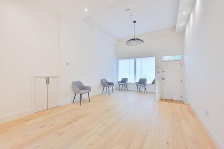 3 bedroom flat to rent - Photo 3