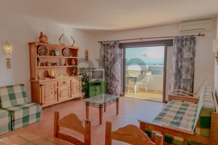 Apartamento T1 com Varanda e Vista Mar - Photo 4