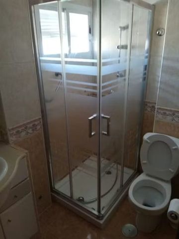 Calle Hebrón, Sevilla, Andalusia 41007 - Photo 5