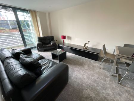 2 bedroom to let - Photo 4