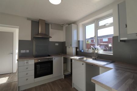 Harvard Avenue, Honeybourne, Evesham - Photo 4