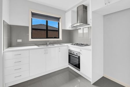 3/48 Eton Street, Preston VIC 3072 - Photo 4