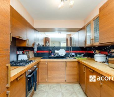 3 bedroom flat to rent - Photo 4