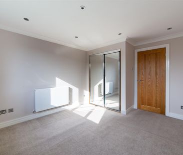 2 bed apartment to rent in The Drive, Gosforth, NE3 - Photo 5