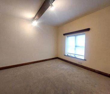 2 bedroom semi-detached house to rent - Photo 6