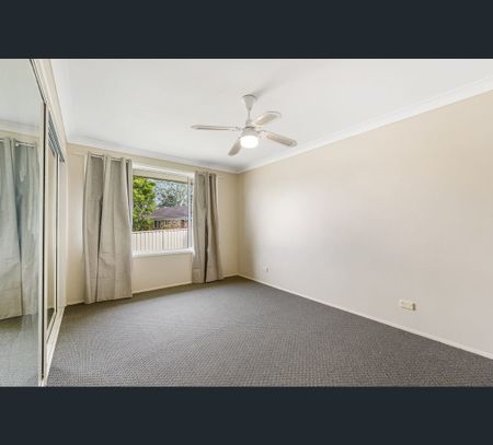 1/5 Shelbourne Place, Port Macquarie, NSW 2444 - Photo 2