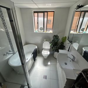 Kensington - Photo 3