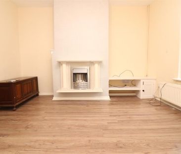 2 bedroom House To Let - Photo 4