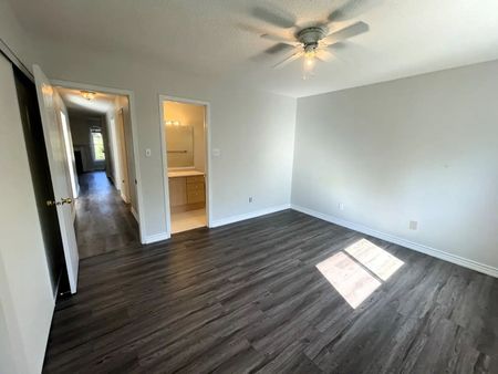 For Lease - 111 Athabaska Road, Barrie, Ontario - Photo 4