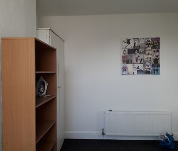 Room in a Shared House, Albert Park Road, M7 - Photo 5