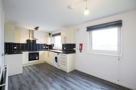 Abbey Court, Waterbeach - Photo 5