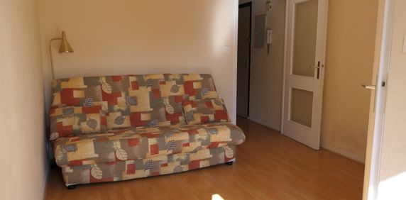 Location Appartement 1 pièce 18m² CLERMONT FERRAND 63000 - Photo 2