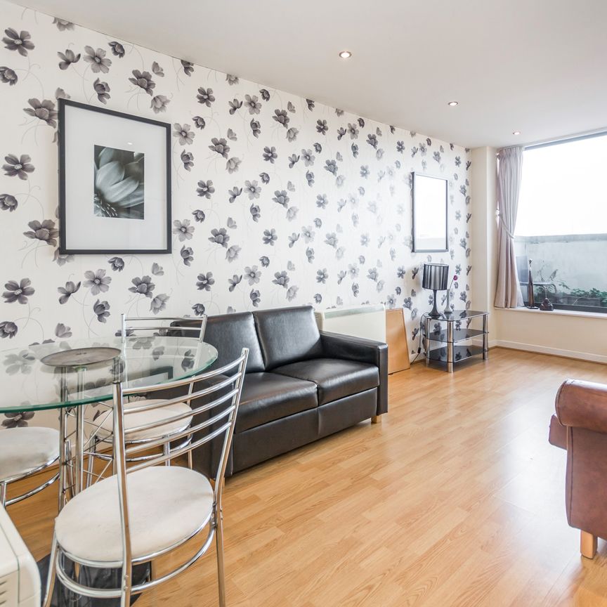 2 bedroom apartment to rent Kinvara Heights, 3 Rea Place, Birmingham, B12 - Photo 1