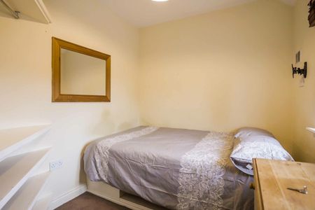 64, Hull Road - Photo 3