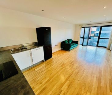 2 bedroom apartment to rent - Photo 6