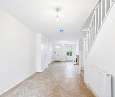 2 bedroom terraced house to rent - Photo 4