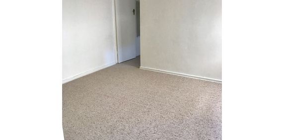 Modern Apartment in Quiet Location near Beach - Photo 2