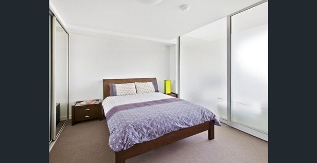 Ultra-contemporary apartment - Photo 1