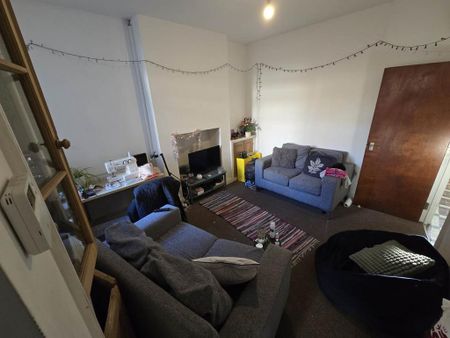 4 bedroom house to rent - Photo 2