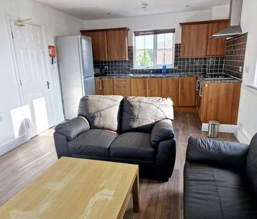 Bawas Place, Bed Apartment (flat), NG7 - Photo 5