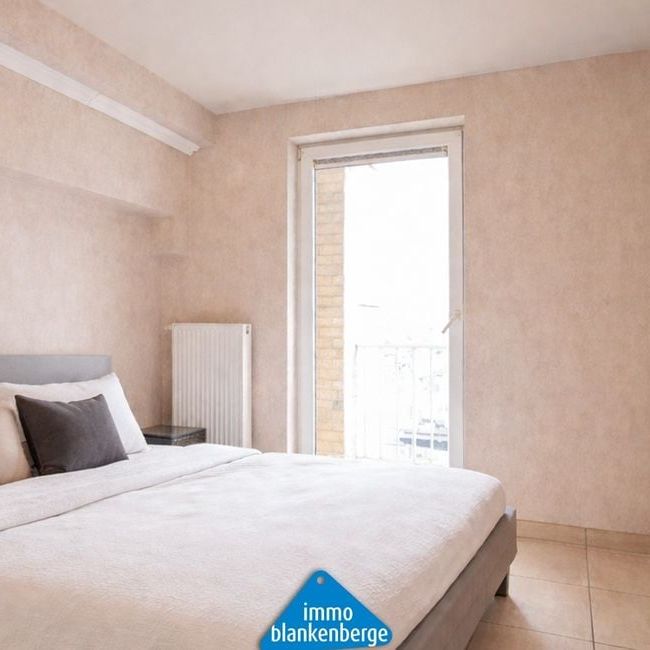 Appartement te huur in Blankenberge voor € 750 met 1 slaapkamer - Photo 1