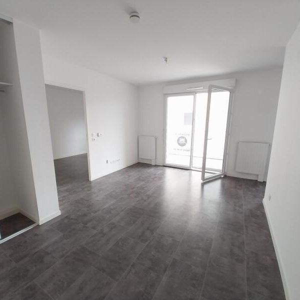 Location Appartement 2 pièces 38m² ORLEANS 45000 - Photo 1