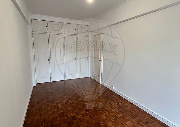 Apartamento T3 em Lisboa