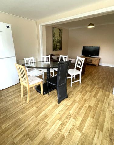 5 bedroom property to rent - Photo 2